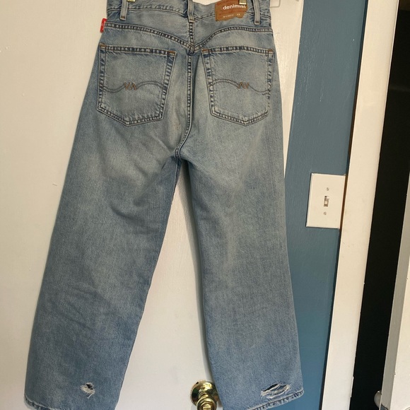 Denimist pierce distressed High-Rise crop Jean size 29 - Picture 9 of 15